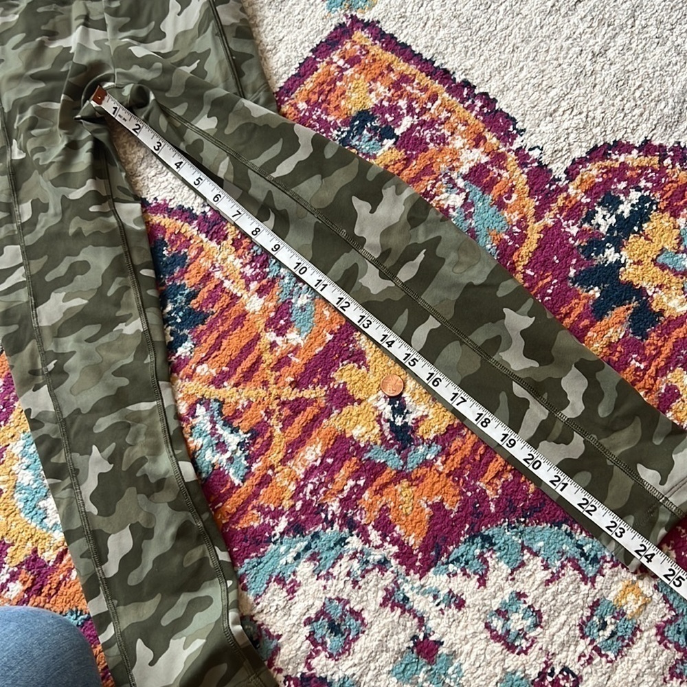 Pink by Victoria Secret Women’s Ultimate Leggings Camo - XS NEW WITH TAGS - Picture 8 of 9